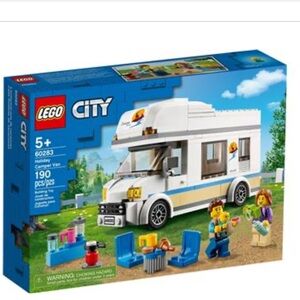 Lego city Holiday camper van set 60283 new in sealed box 190 pieces retired